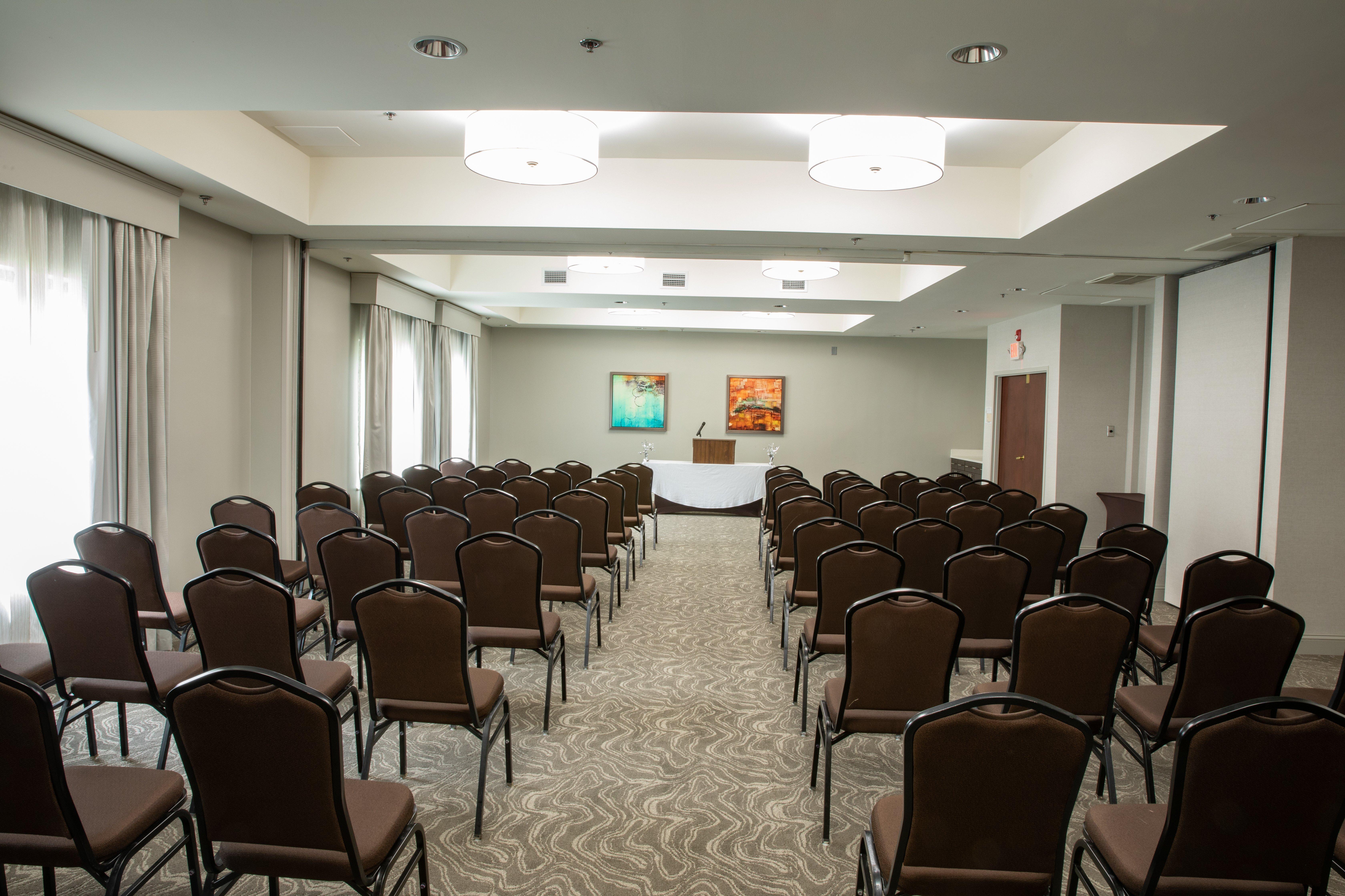 Holiday Inn & Suites Raleigh Cary By Ihg エクステリア 写真