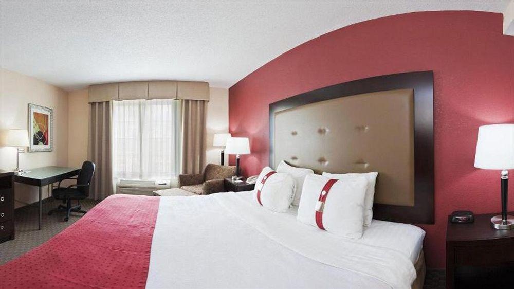 Holiday Inn & Suites Raleigh Cary By Ihg エクステリア 写真