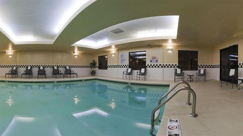 Holiday Inn & Suites Raleigh Cary By Ihg エクステリア 写真