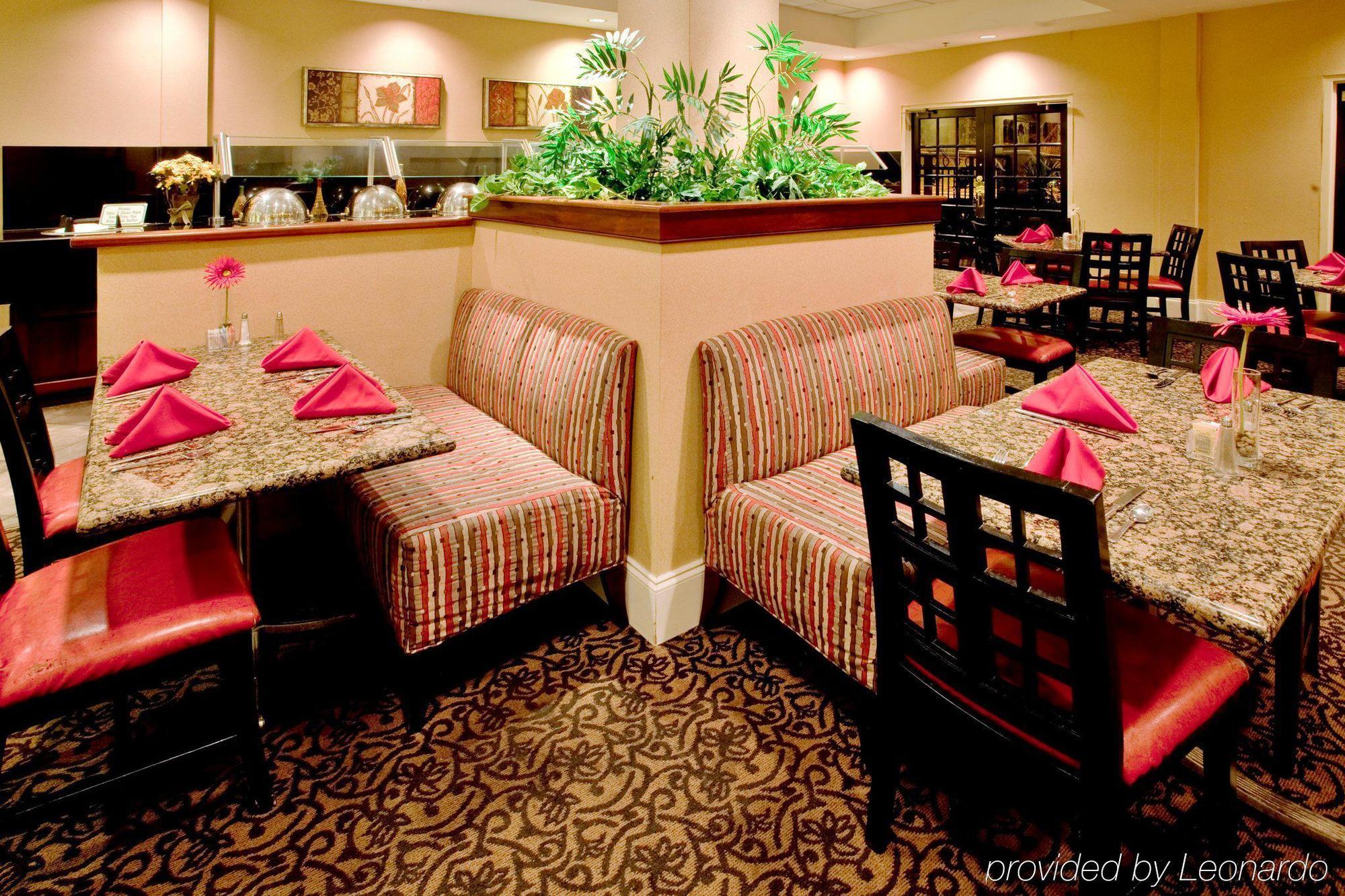 Holiday Inn & Suites Raleigh Cary By Ihg レストラン 写真